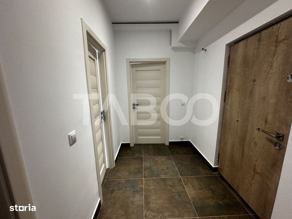 Apartament 2 camere bucatarie separata de vanzare etaj intermediar
