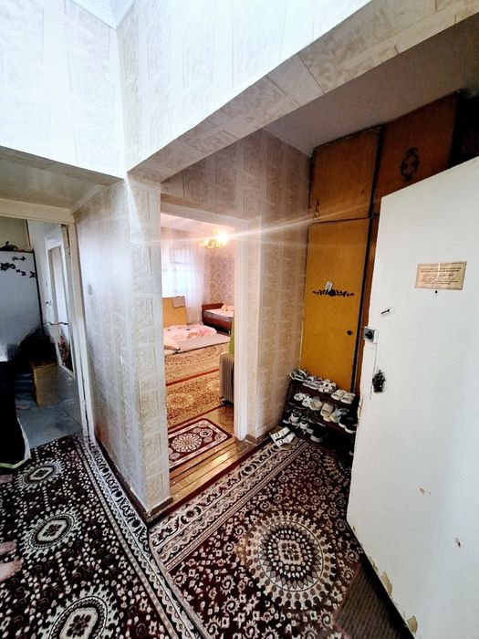 Продается 2 комнатная квартира. Массив Себзар. Ипотека