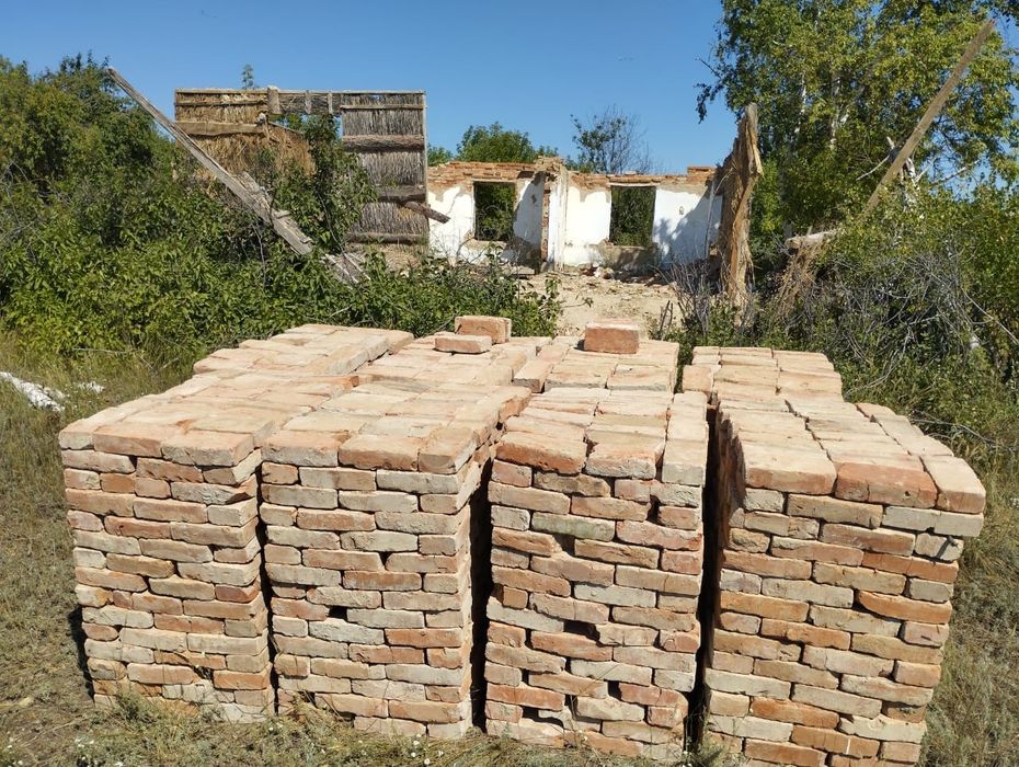 Продам Кирпич б/у