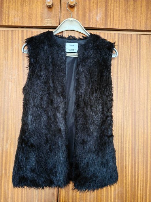 Дамски елек с изкуствен косъм Bershka