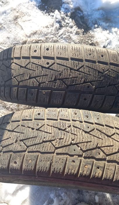 Зимняя  Резина на 15 .