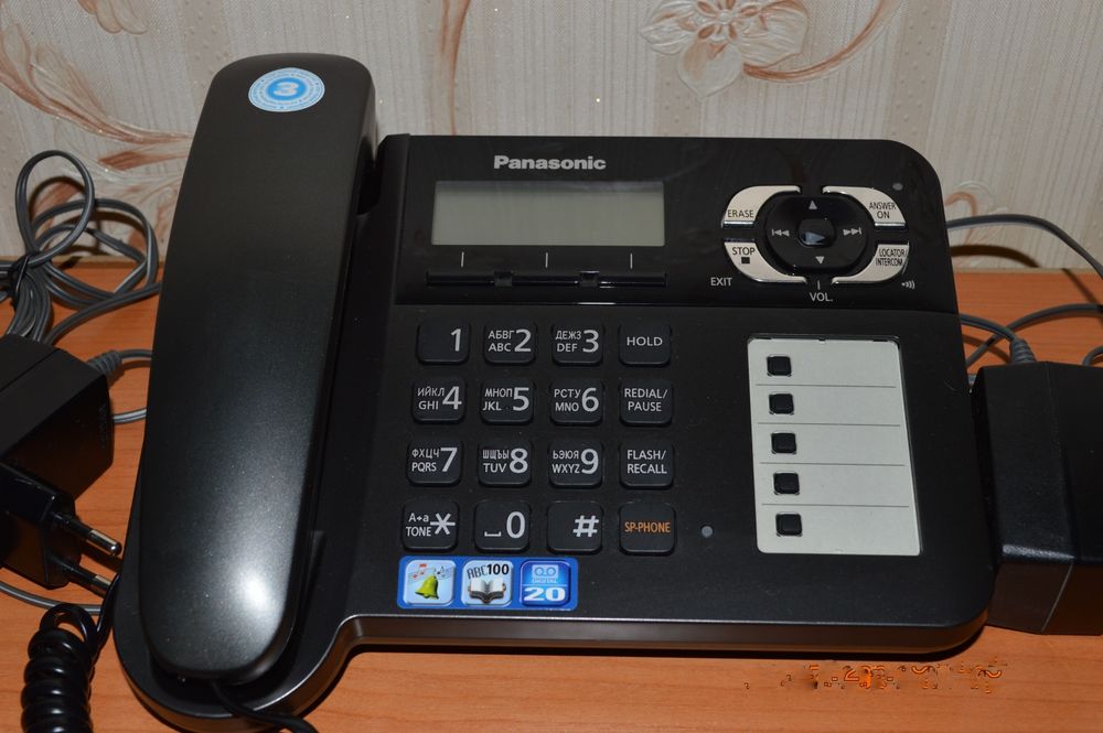 Телефон Panasonic с автоответчиком