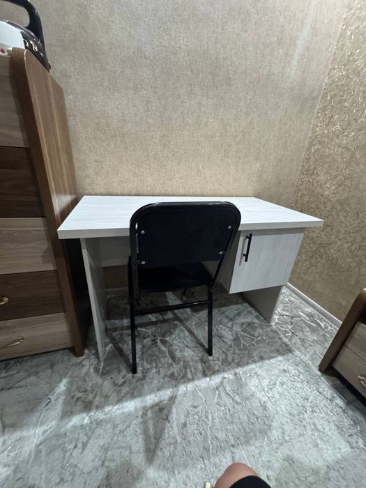 Письменный стол для ваших милых деток