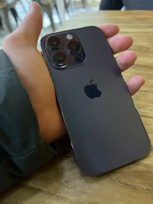 Продам iphone 14 pro