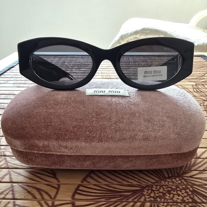 Слънчеви очила Miu Miu MU11WS