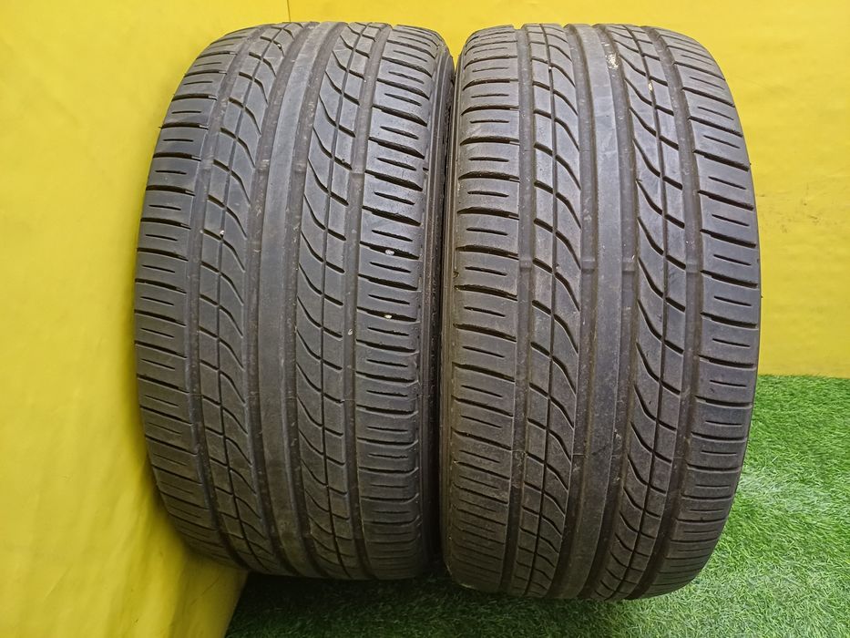 Шины 245/40 R18 Yokohama пара.