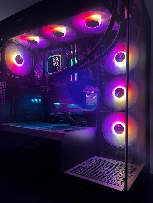 To'liq gaming pc - Полный игровой ПК-7900x-3070ti - стол и кресло