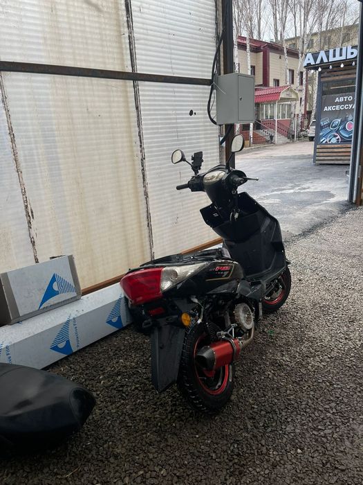 Мопед м8 про лия мотор