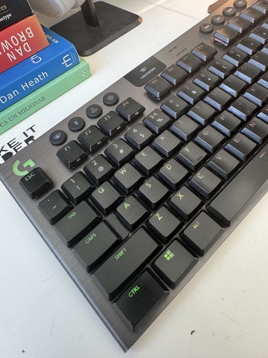 Logitech K915 TKL Lightspeed