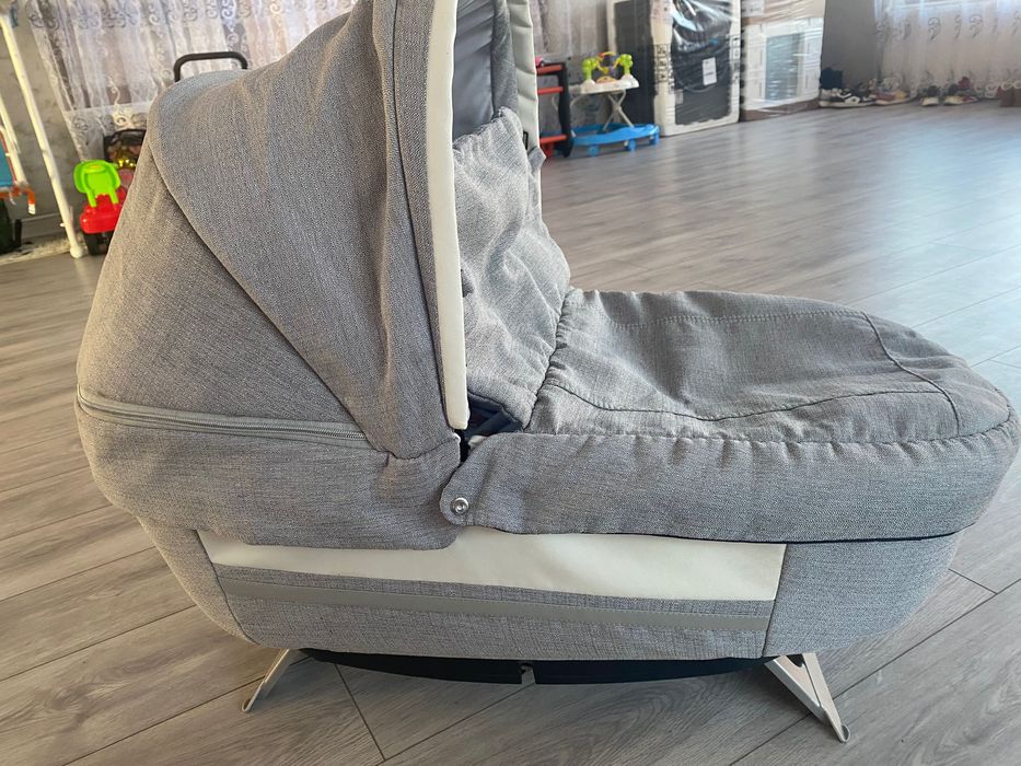 carut peg perego cu landou si geanta se poate folosi si ca minipatut