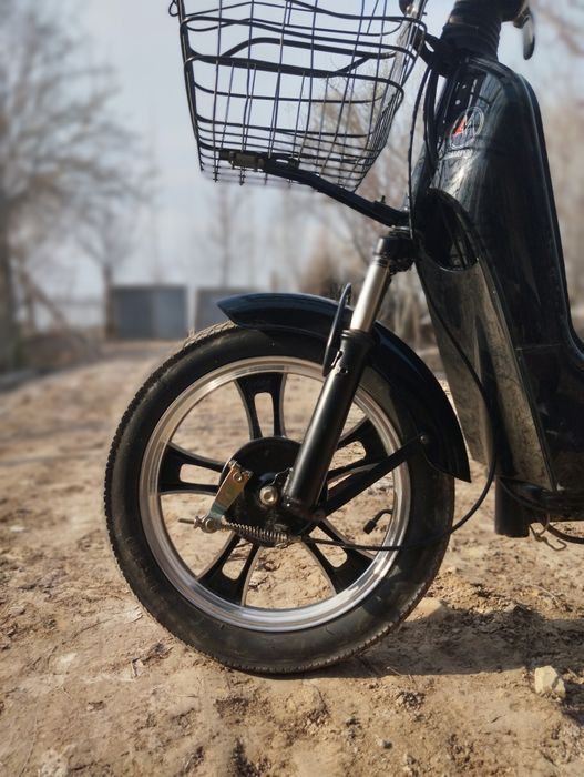 Скутер кунград..