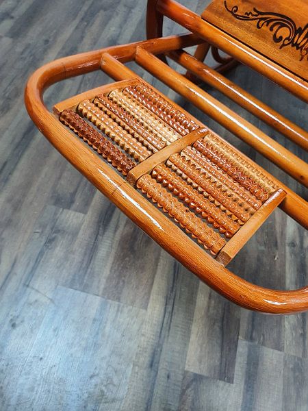 Кресло качалка из Бамбука