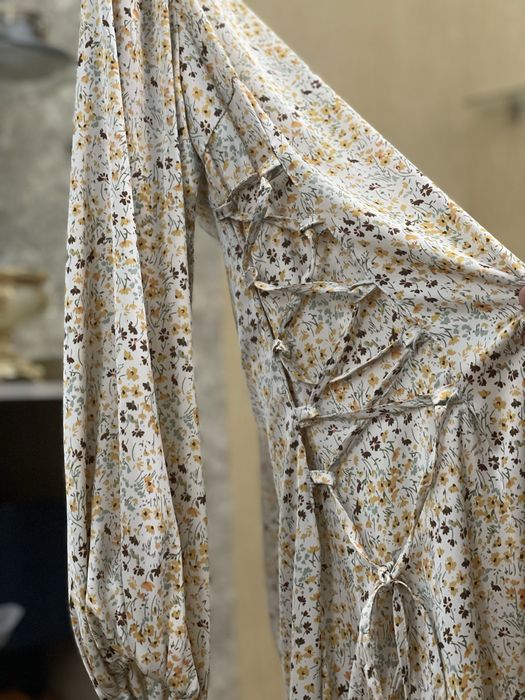 Женское платье из шёлка