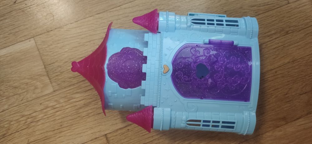 Замък за кукли със звук и светлини Princess Castle