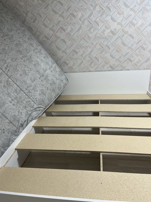 Срочно продам 2- спальную кровать