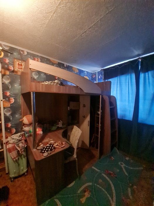 Двухъярусная кровать, уголок