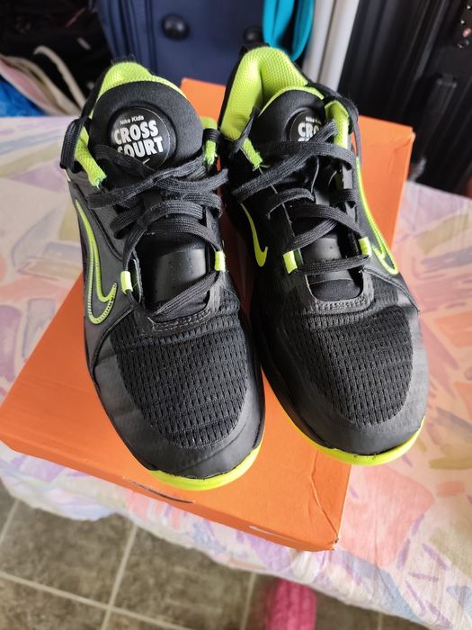 Маратонки 38ми номер