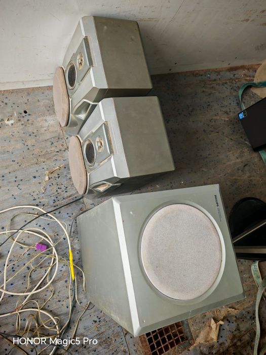 Set 2boxe plus boxa bass Philips