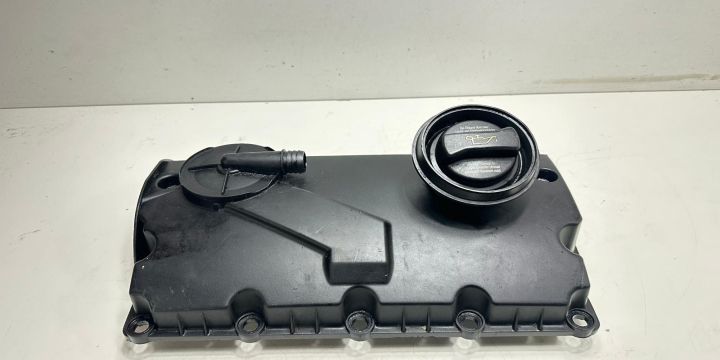 Capac culbutori 1.9 tdi 038103475 Volkswagen VW Golf a 5-a generatie