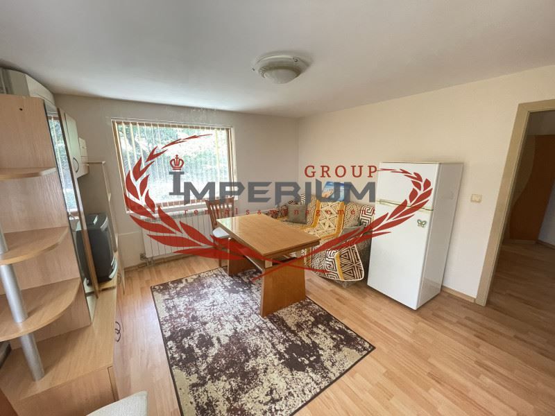 Двустаен апартамент с ПАРКОМЯСТО под наем - кв. Бриз, гр. Варна