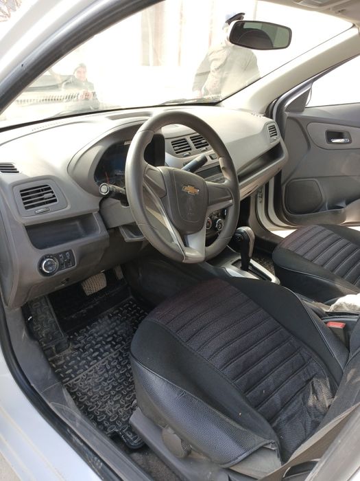 Cobalt oq rangda 20022 Manzil samarqand