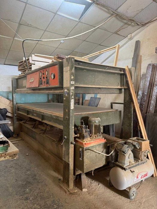 Услуга горячего гидравлического пресса