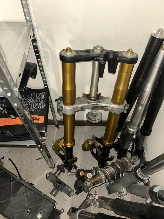 Предница kawasasaki zx10 2004