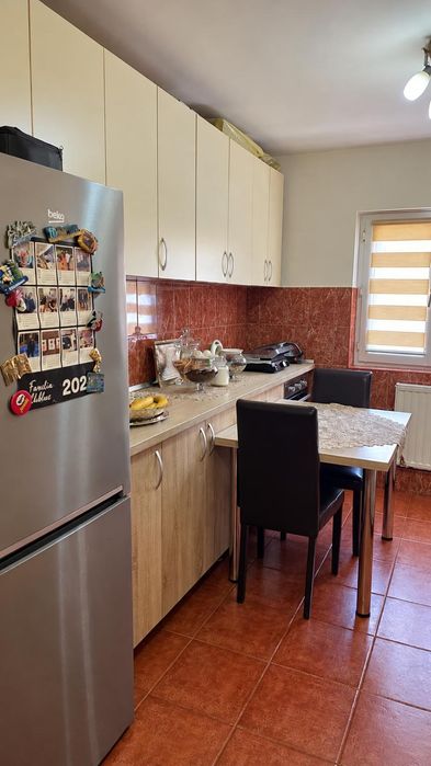 Proprietar,apartament cu 3 camere Calea Girocului