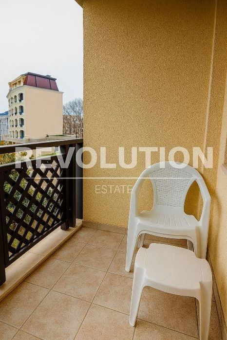 Дава се под наем Двустаен апартамент в к.к. Св.Св. Константин и Елена - 50 кв.м за 500 € - Снимка #5