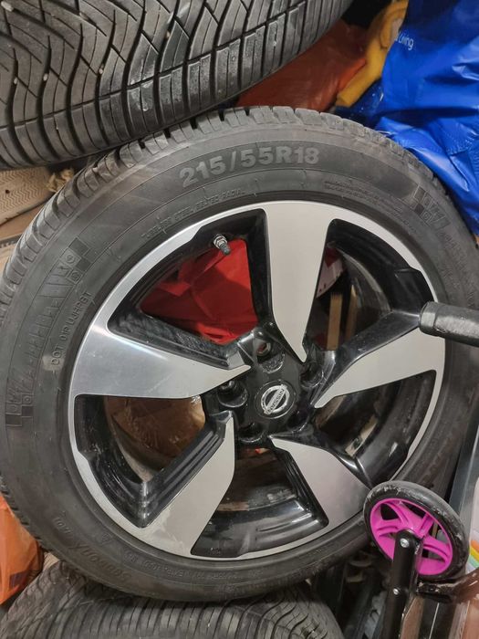 Джанти и гуми за Nissan