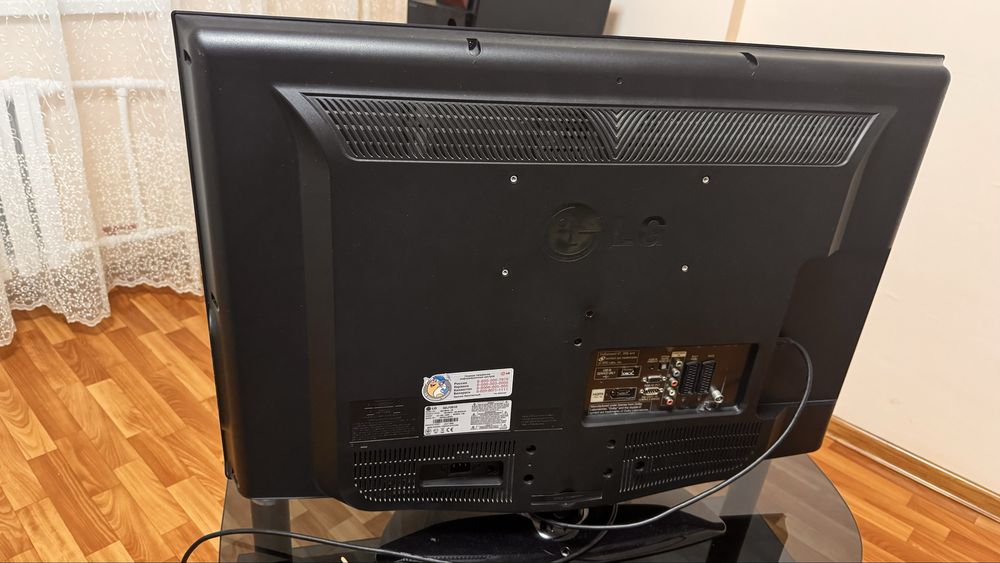 Продам телевизор