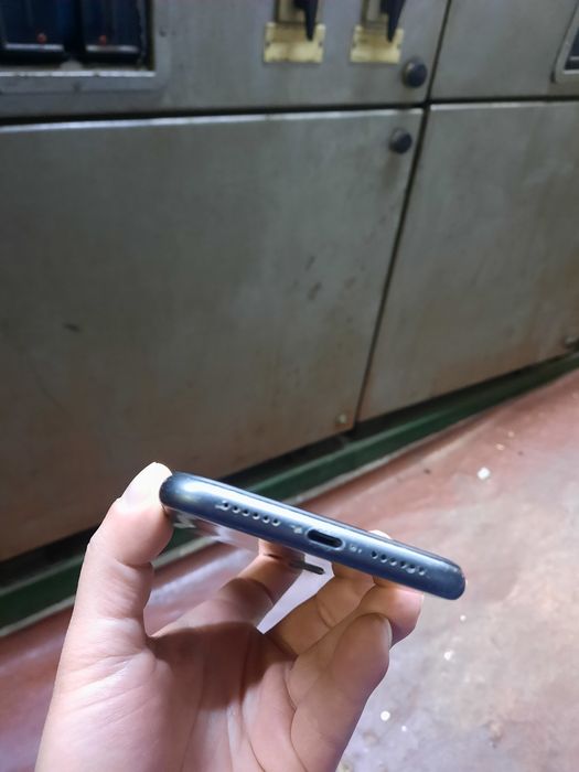 Schimb iphone 11