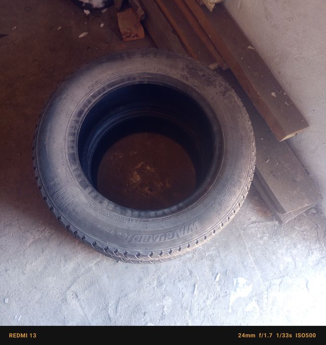 Продам две покрышки липучки