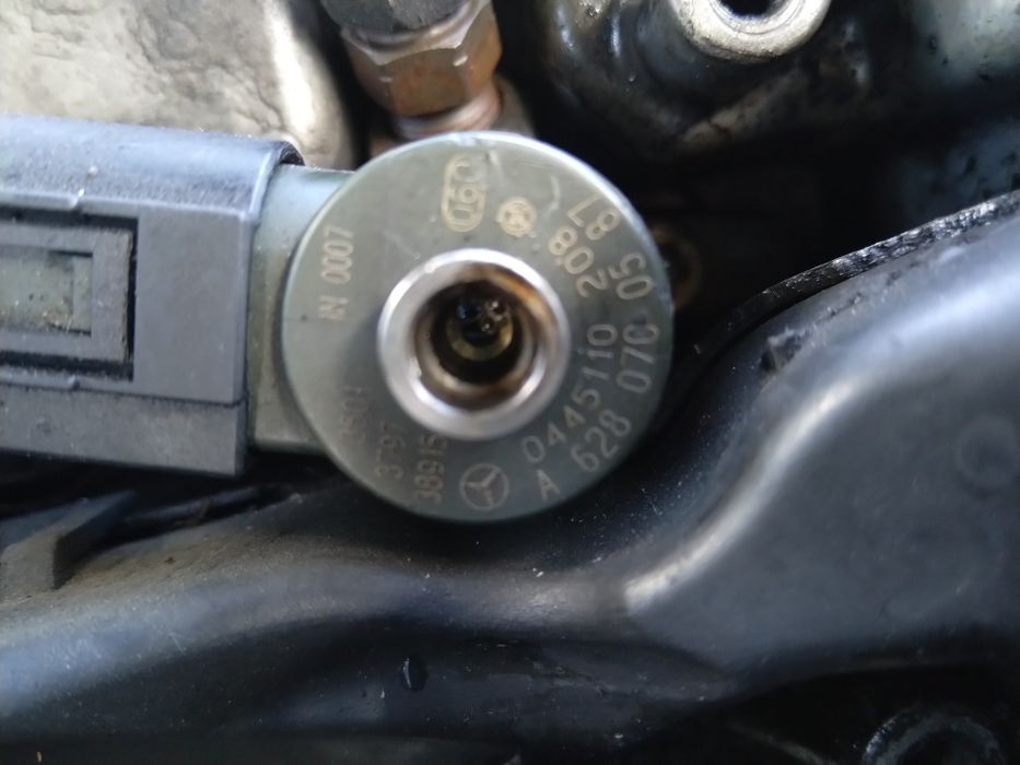 Дюзи 400 CDI OM628