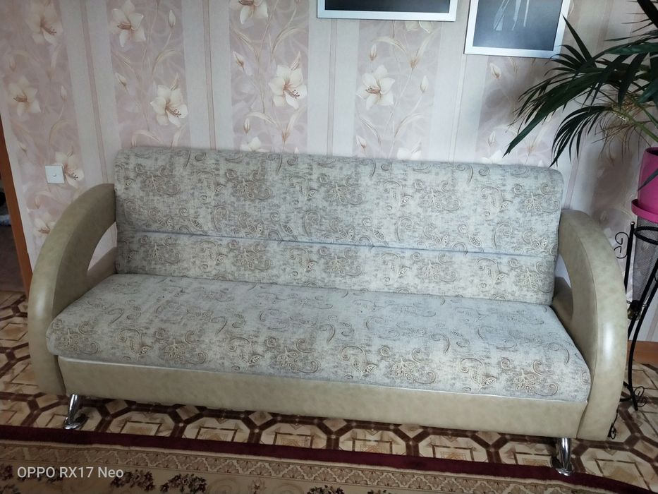 диван книжка и 2 кресла