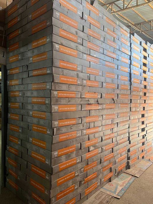 Оптом радиатор база! Отопления Батарея Склад Radiator