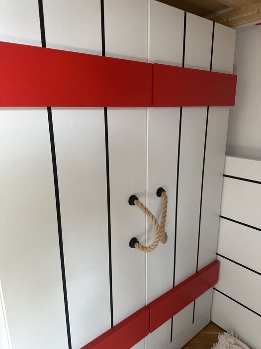 Pat cu dulap tobogan si birou