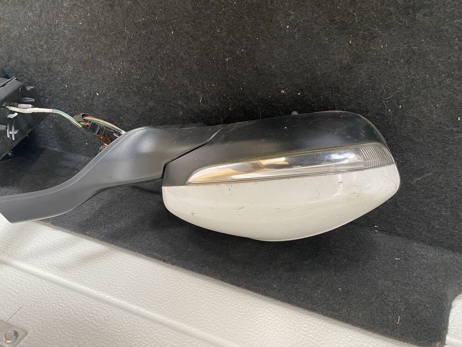 Oglinda stanga oglinda dreapta Peugeot 208