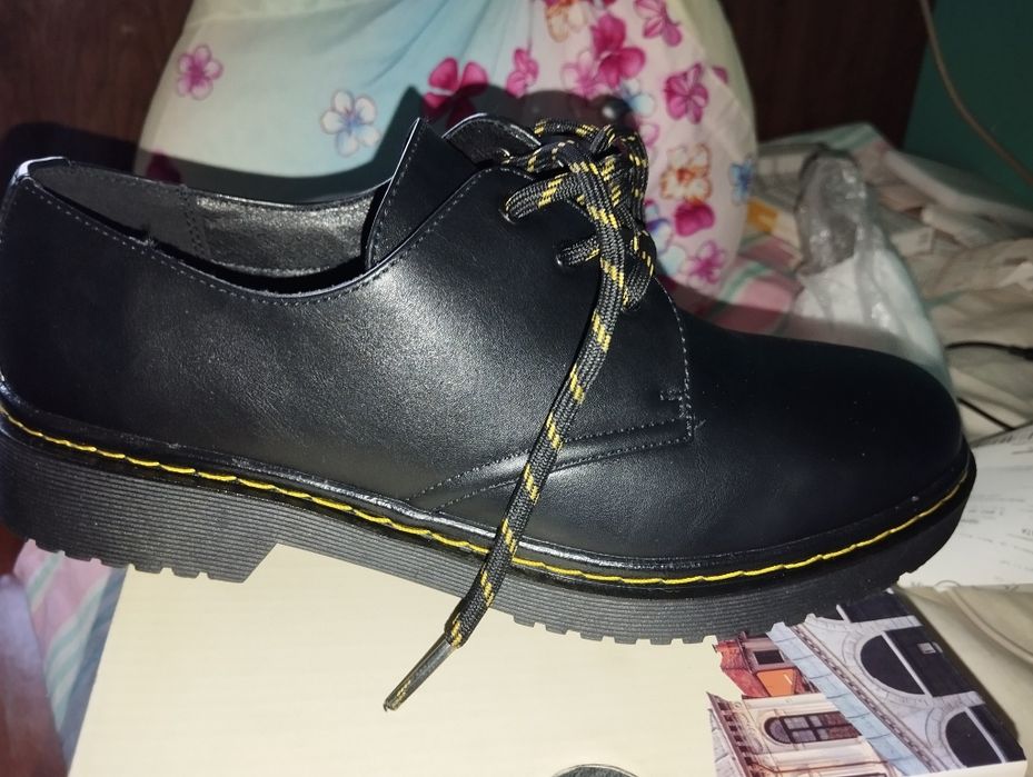 Продам туфли демисезонные