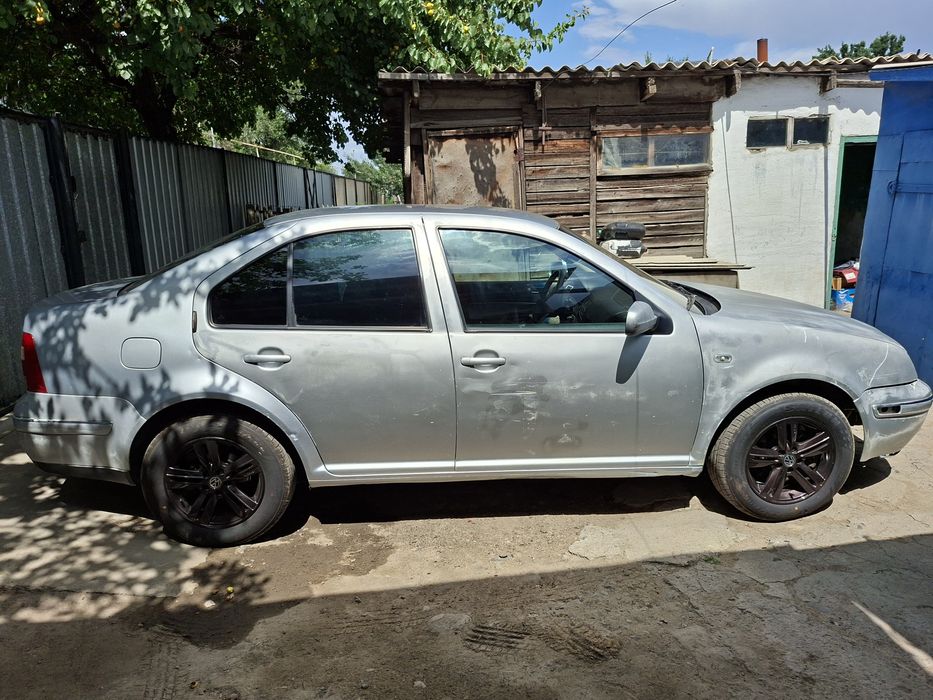 Продам фольцваген джетта 2003 года