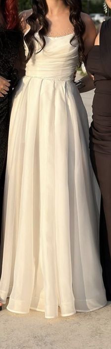 Rochie de mireasa A-line