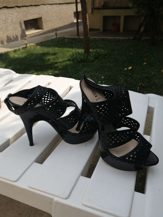 Дамски обувки-официални