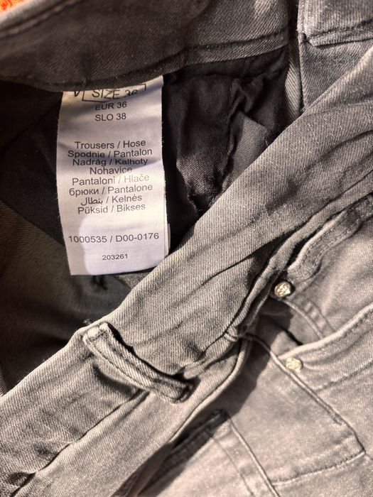 Jeans nou marimea 36 Orsay