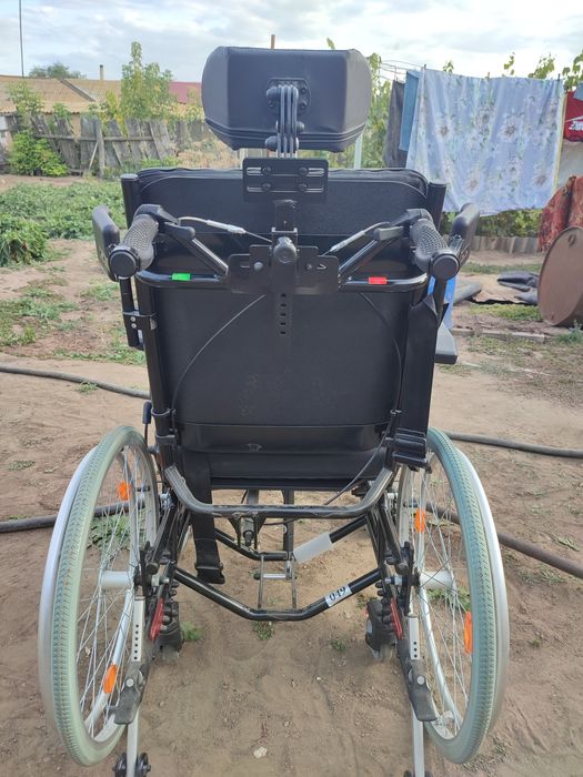 Инвалидная коляска