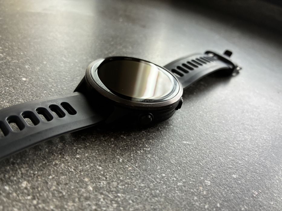 Garmin Forerunner 570 47mm. Нов, в гаранция до 2028