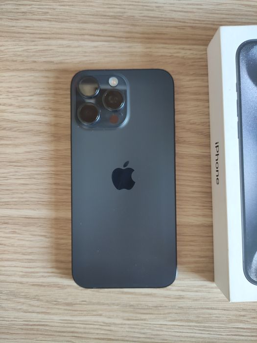 iPhone 15 Pro Max 256 GB 86% SIM + eSIM