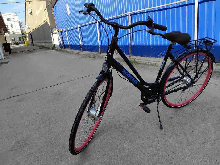 Vând bicicleta din aluminiu pentru damă