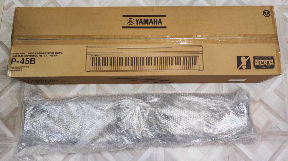 Yamaha P-45B — цифровое пианино 88 клавиш + стойка, коробка