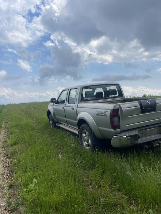 Nisan Navara  4x4