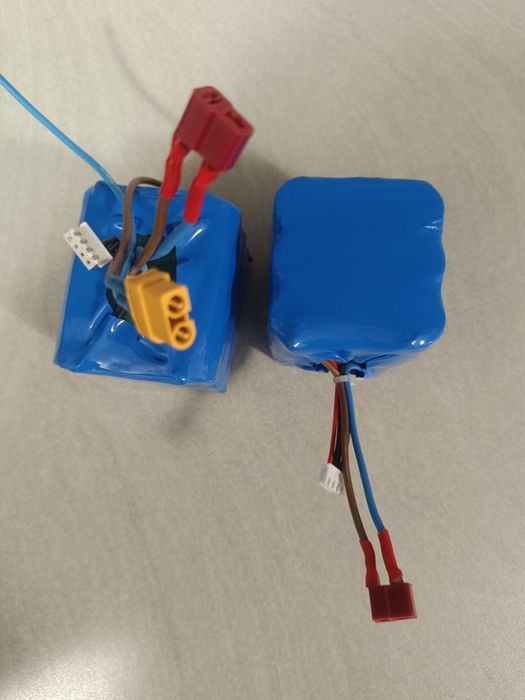 Изработка по заявка на батерии за лодка за захранка с гаранция